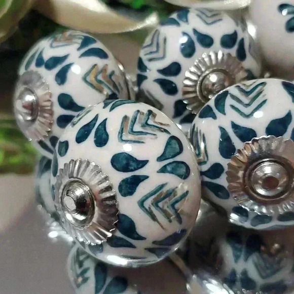 P7 Ceramic knobs forrest green - Picture 2 of 4